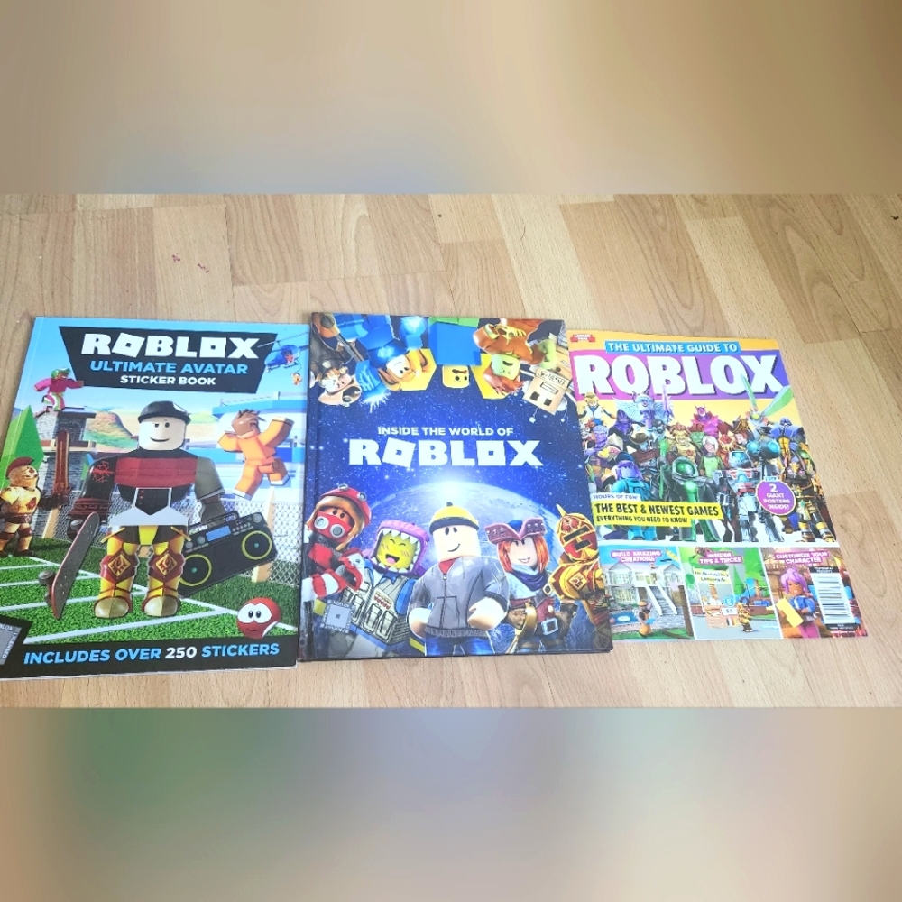 3 roblox books 📚